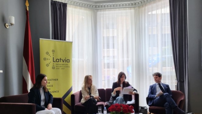 Vēstniecībā Apvienotajā Karalistē notiek ekspertu diskusija par dezinformācijas radītajiem izaicinājumiem